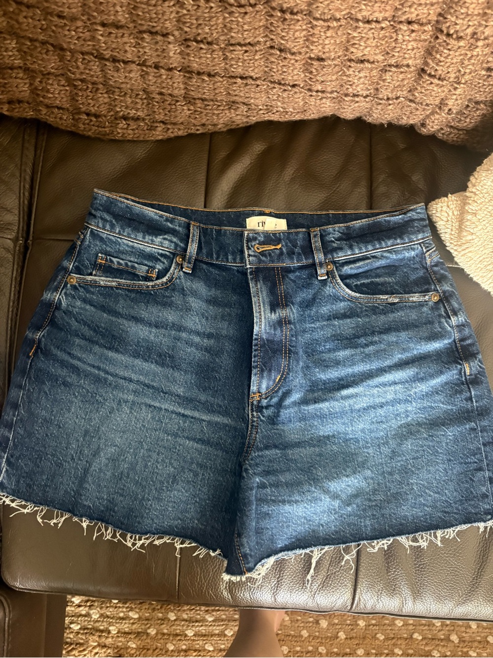 Loft Rivete Cut-Off Shorts - Picture 3 of 6